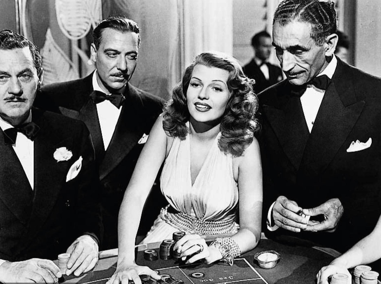 Femme Fatale at the Roulette Wheel A Cultural History of Women Gambling in Film and Fiction